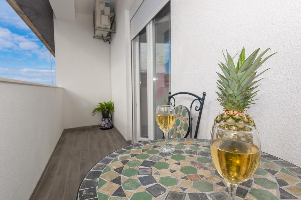 Sound Of The Sea Apartment Задар Екстериор снимка